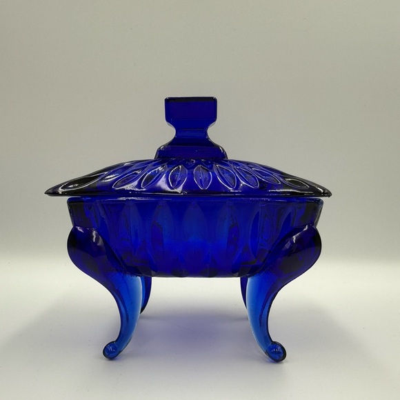 COBALT BLUE DEPRESSION GLASS FOOTED & LIDDED TRINKET BOX *as is* - Picture 1 of 9